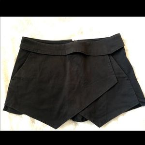 Black Envelope Skort